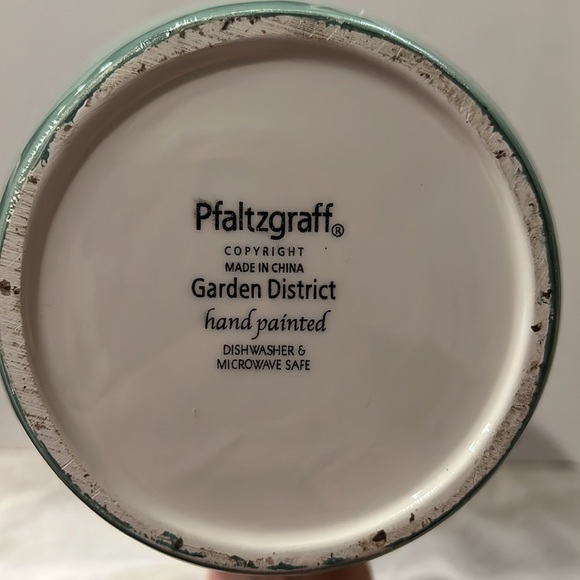 Pfaltzgraff cookie jar from Garden District collection. - Picture 3 of 6